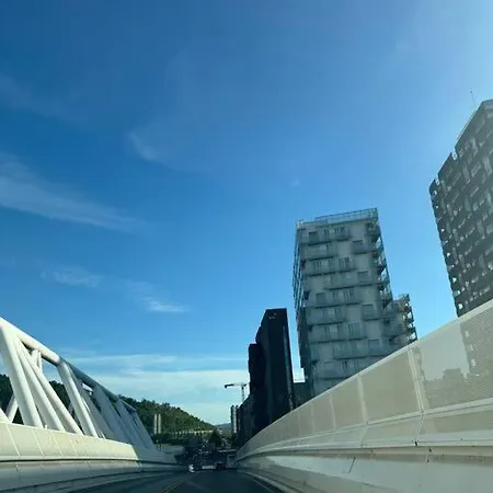 Апартаменты Fancy By Train Station *