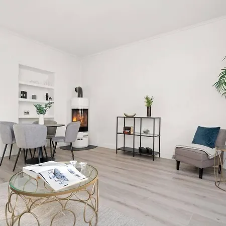 Fancy By Train Station أوسلو