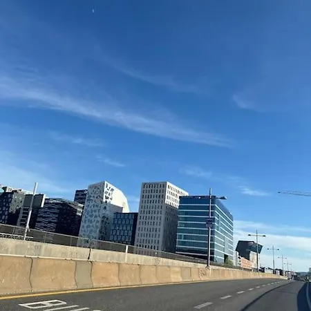 شقة Fancy By Train Station *